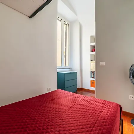 Guesthost - San Giovanni In Laterano Dazzling Apartment